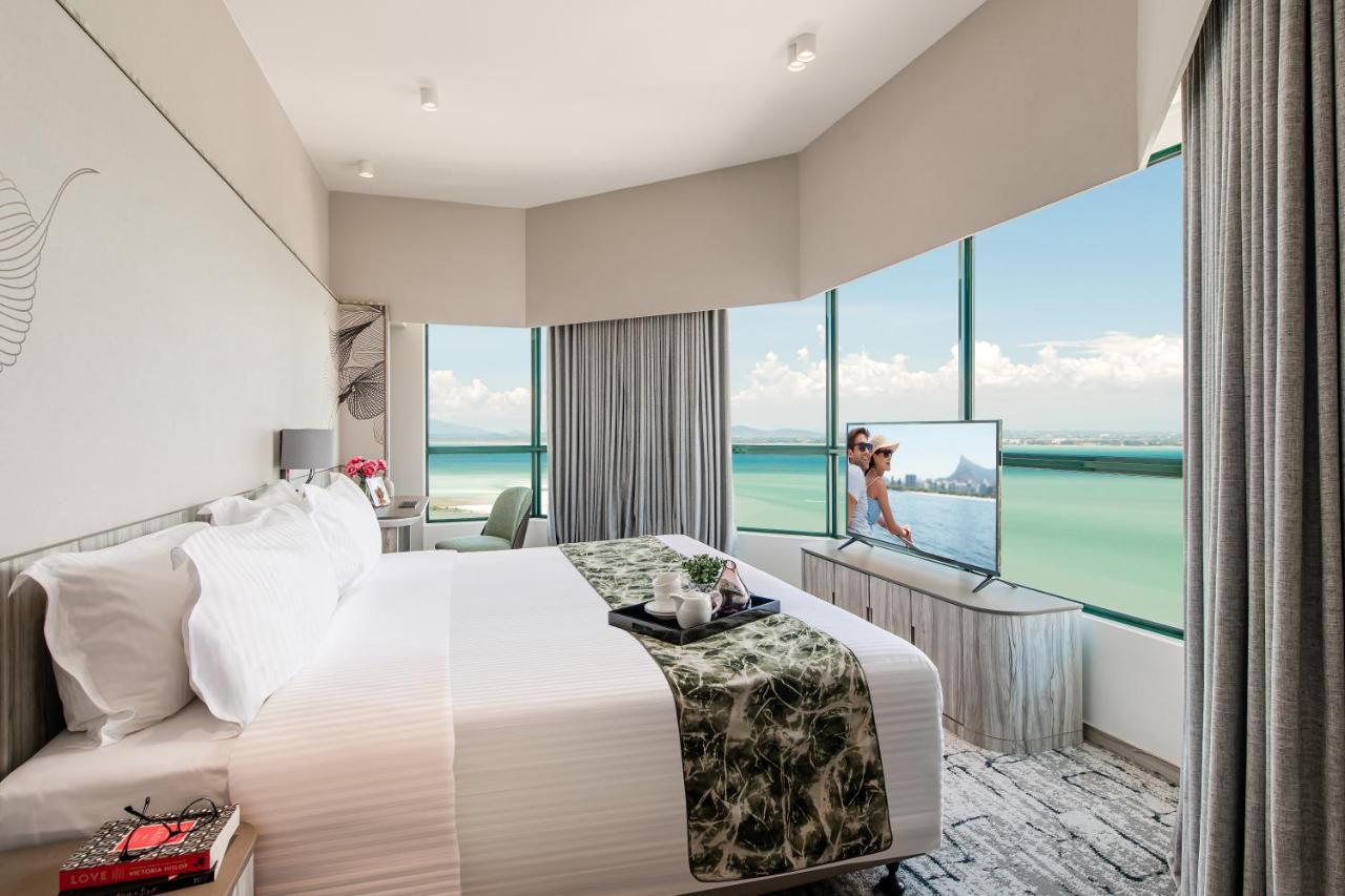 Ascott Gurney Penang Hotel Джордж Таун Екстериор снимка