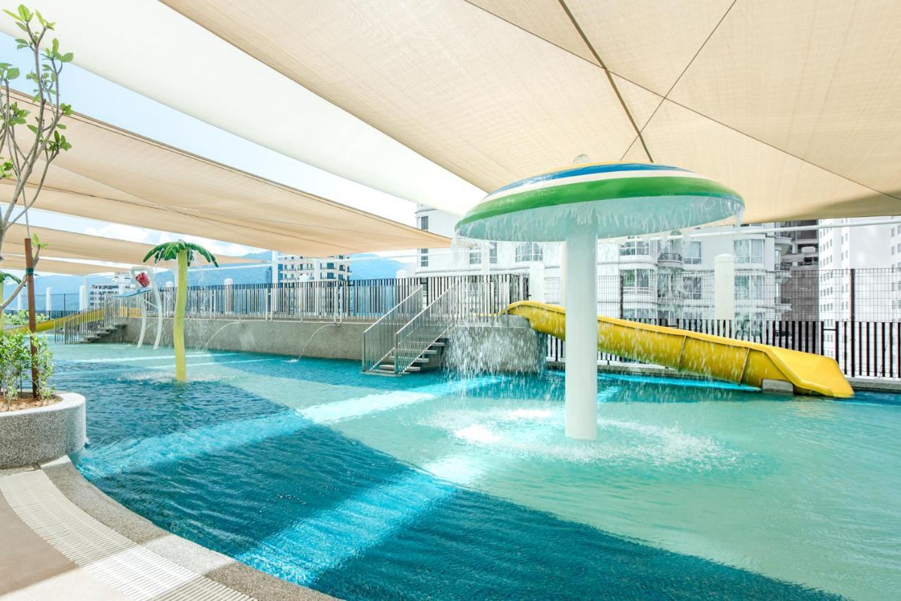 Ascott Gurney Penang Hotel Джордж Таун Екстериор снимка Water Park