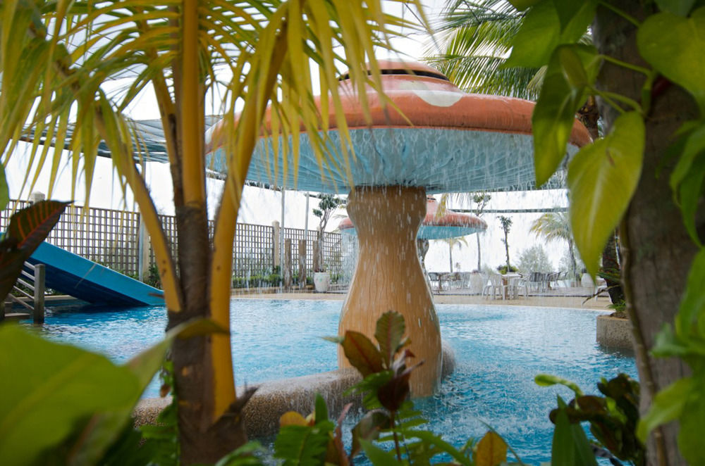 Ascott Gurney Penang Hotel Джордж Таун Екстериор снимка The Mushroom Pool