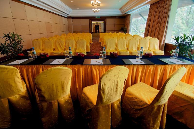 Ascott Gurney Penang Hotel Джордж Таун Екстериор снимка The 2008 meeting of the ASEAN–India Business Council
